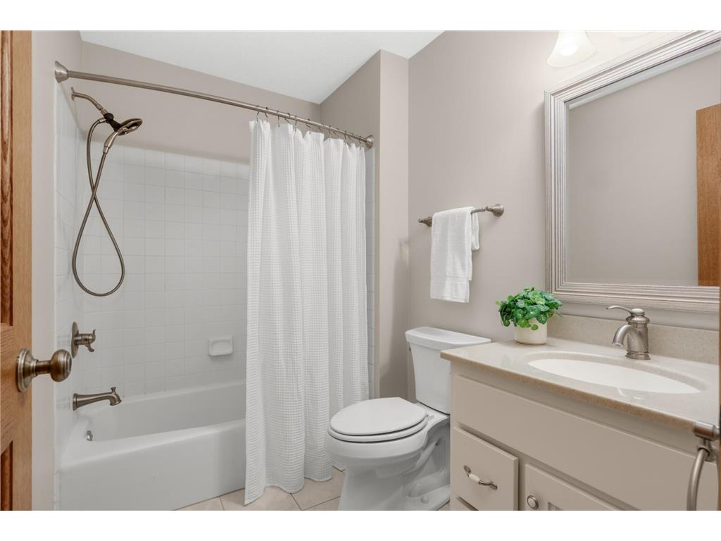 1705 James Court Burnsville MN 55337 7071091 image30