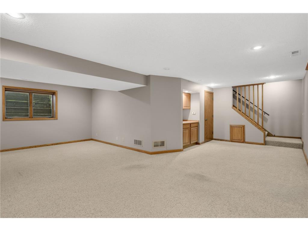 1705 James Court Burnsville MN 55337 7071091 image33