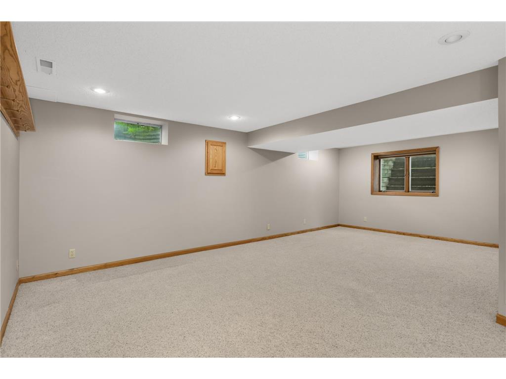 1705 James Court Burnsville MN 55337 7071091 image34