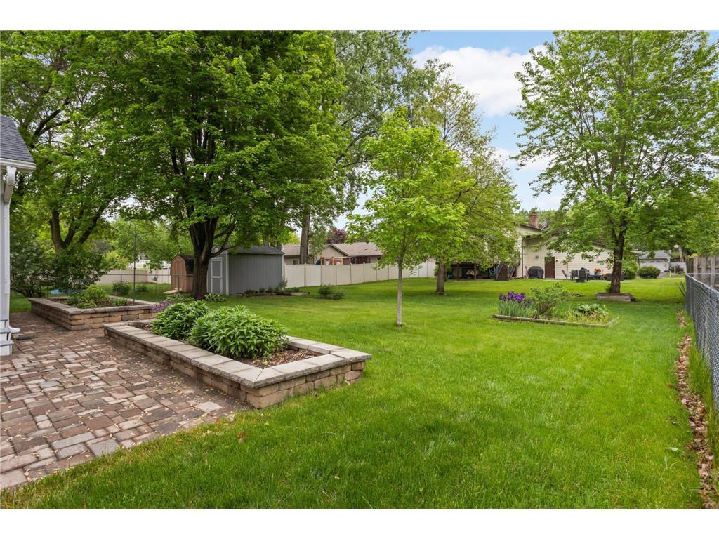 1705 James Court Burnsville MN 55337 7071091 image41