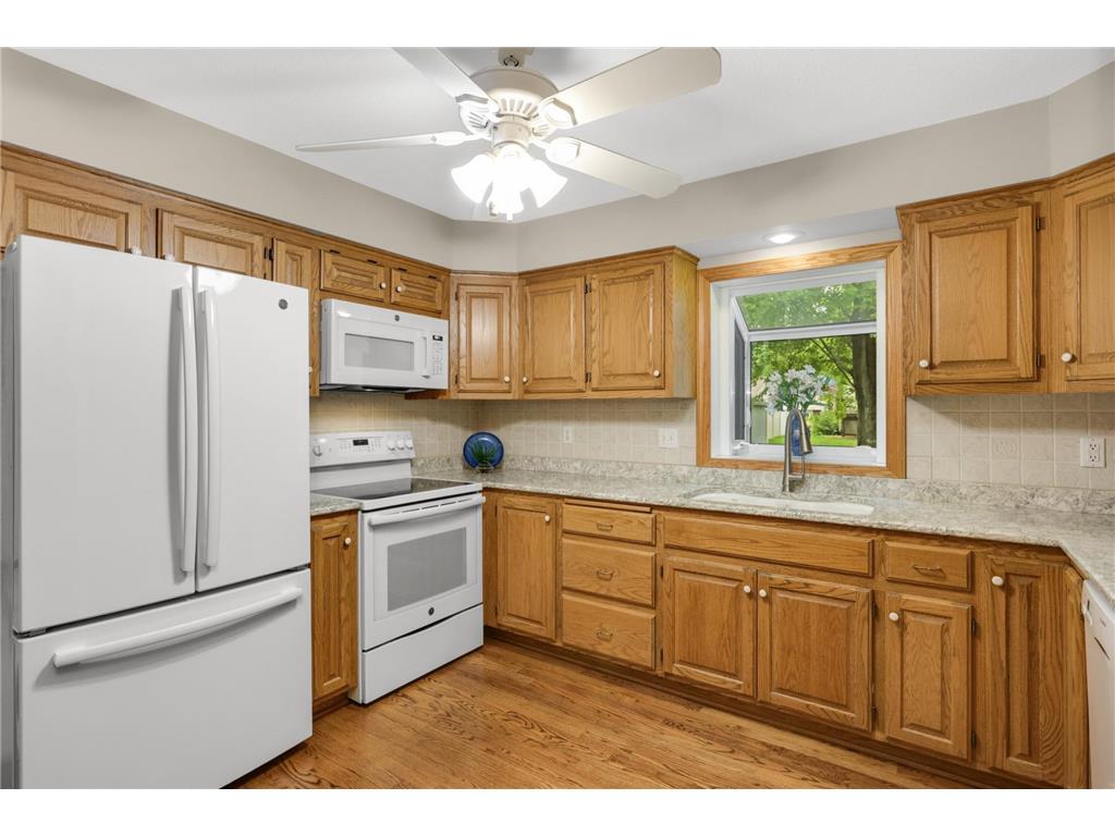 1705 James Court Burnsville MN 55337 7071091 image5