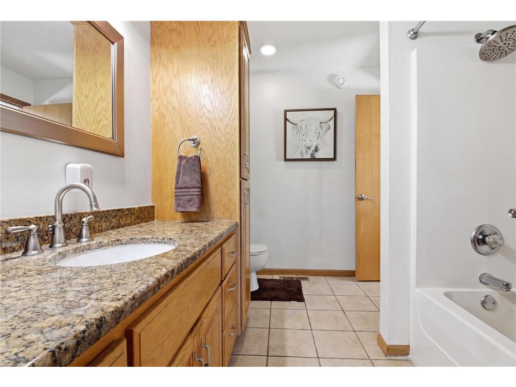 1705 Richland Avenue SW Willmar MN 56201 7083538 image18