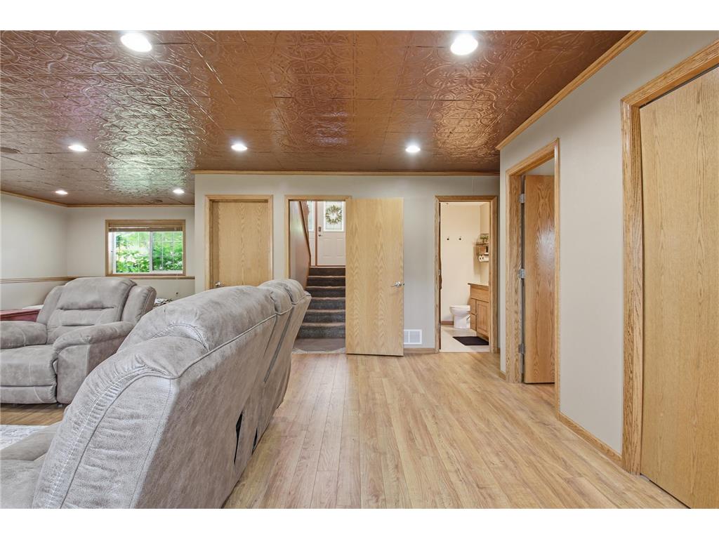 1705 Richland Avenue SW Willmar MN 56201 7083538 image26