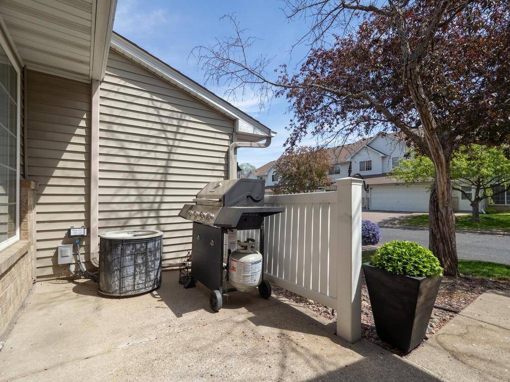 1705 Riverwood Drive #79 Burnsville MN 55337 7082623 image4
