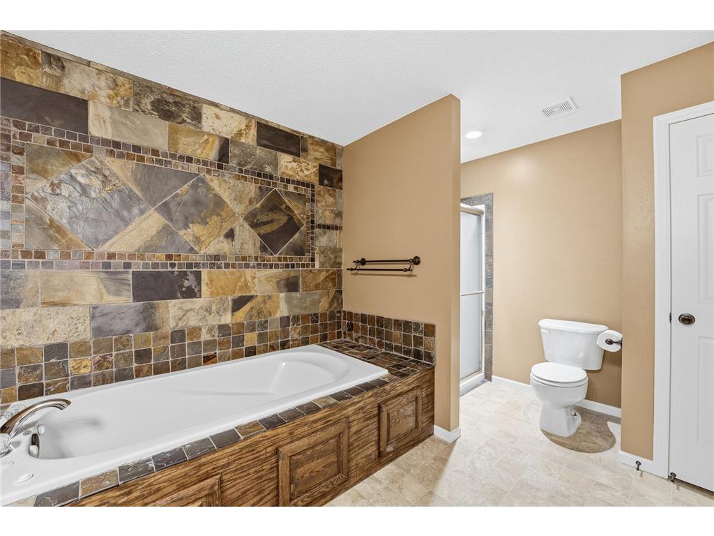 1705 Vale Court Faribault MN 55021 6820345 image26