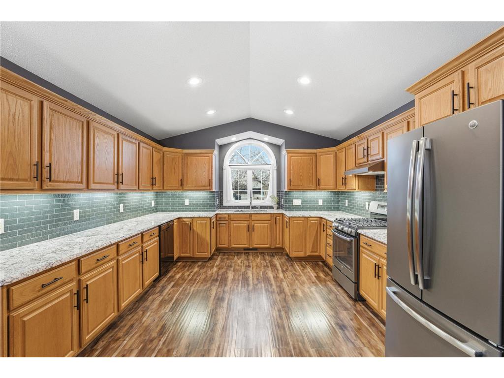 1705 Vale Court Faribault MN 55021 6820345 image4