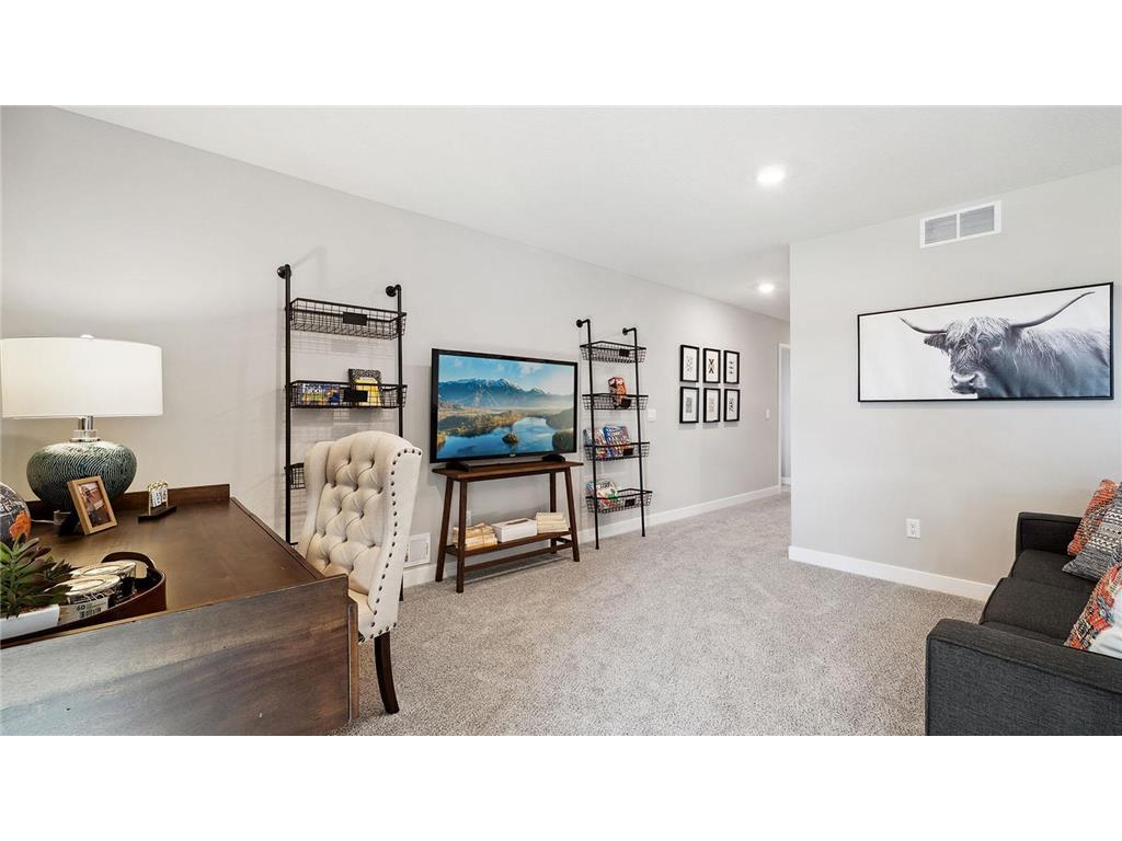 17050 Draper Way Lakeville MN 55044 7010018 image17