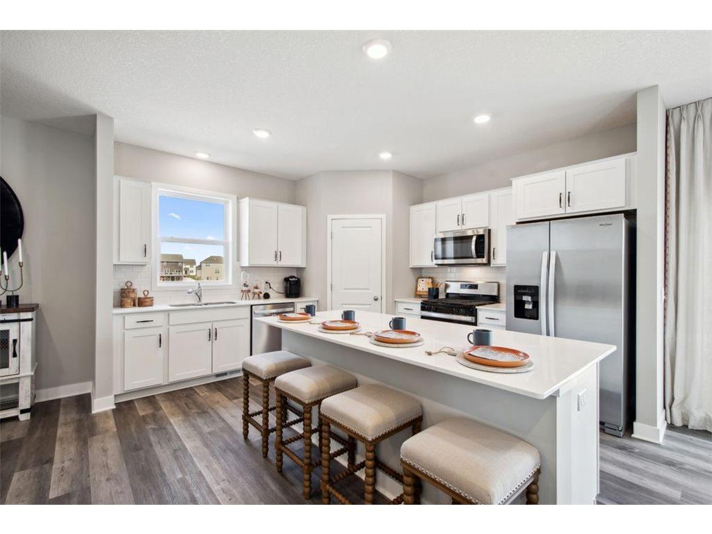 17053 Draper Way Lakeville MN 55044 7010039 image2