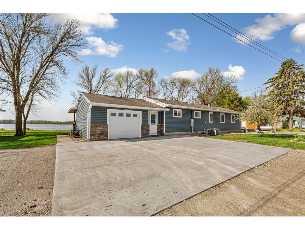 17055 Dickenson Lane Waterville MN 56096 - Tetonka 6742423 image1