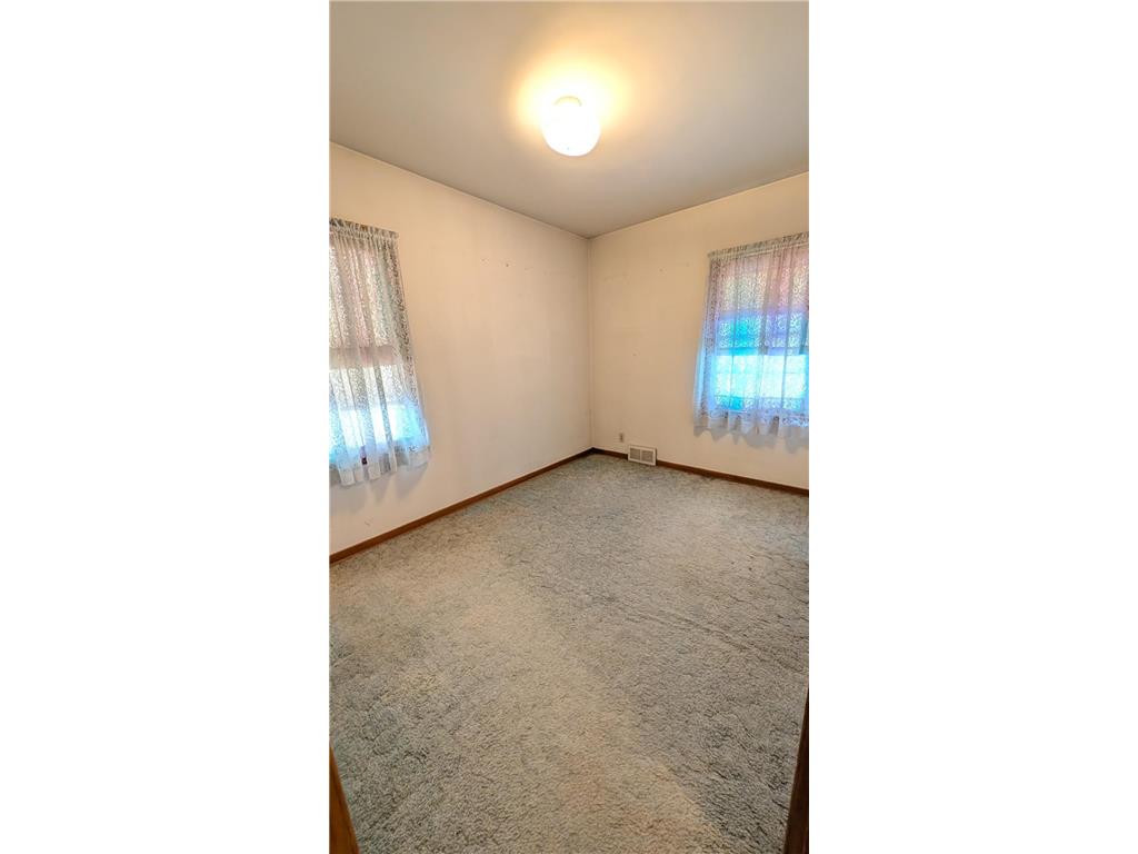1706 2nd Street NE Austin MN 55912 7065593 image12