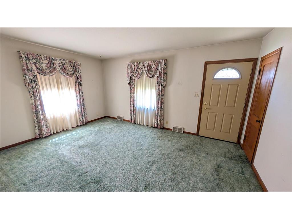 1706 2nd Street NE Austin MN 55912 7065593 image8