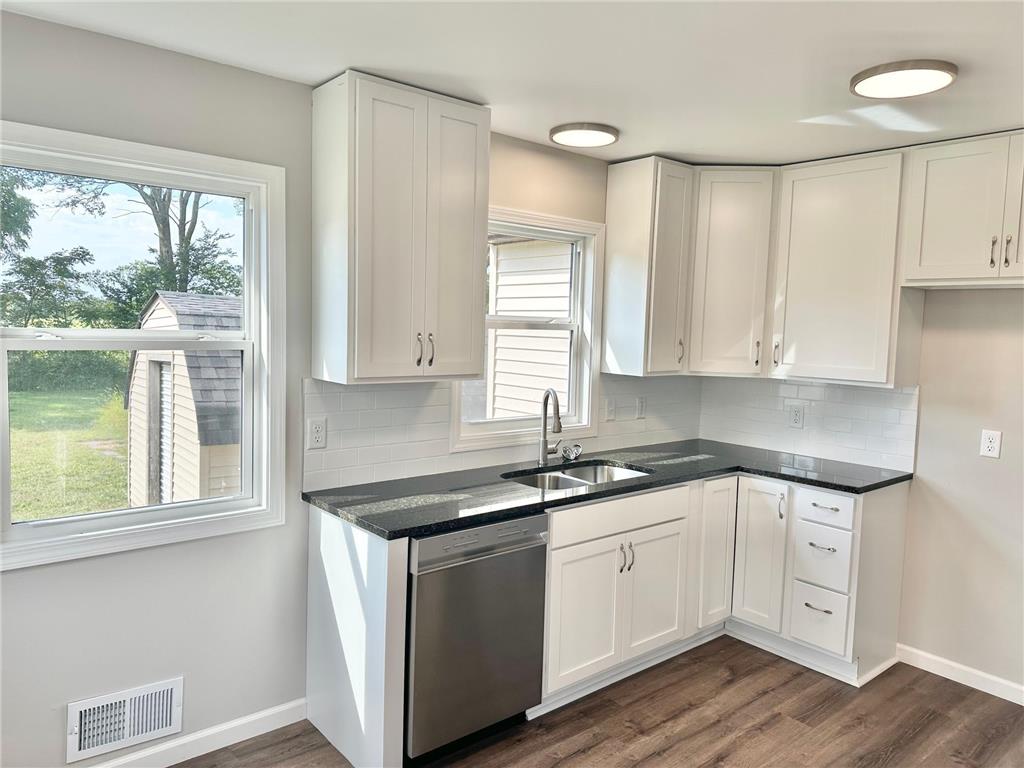 1706 31st Street SW Austin Twp MN 55912 6787378 image7