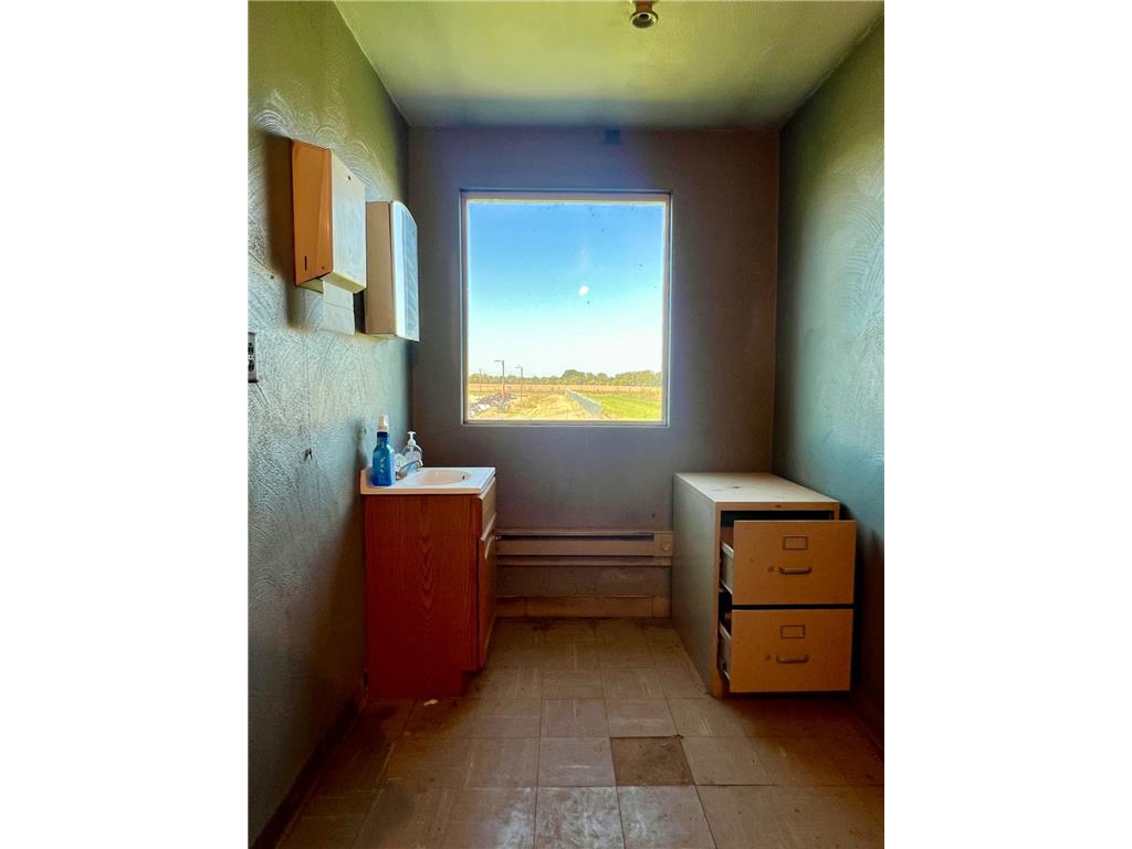 1706 Broadway Avenue Wheaton MN 56296 6815009 image9