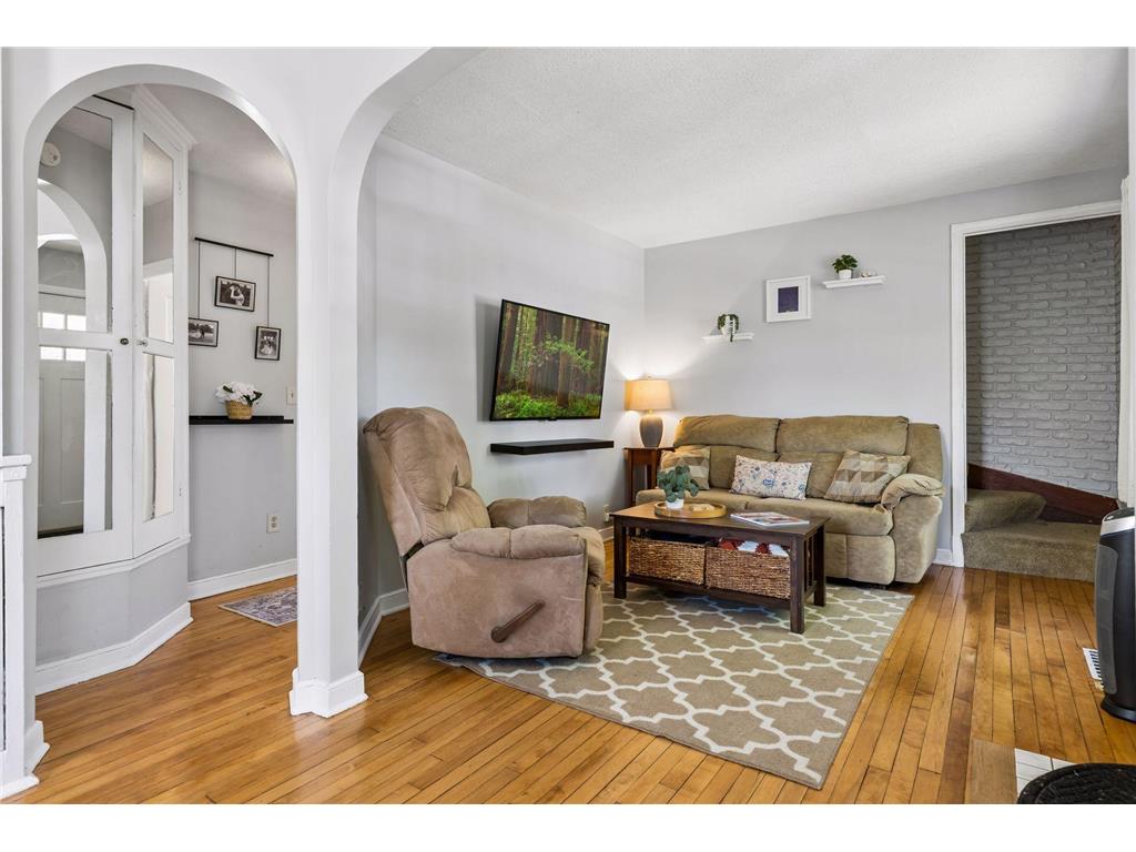 1706 Buchanan Street NE Minneapolis MN 55413 7075336 image4