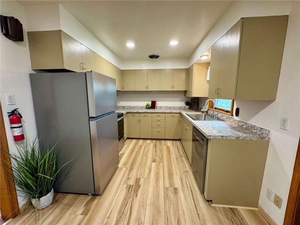 1706 Irvine Avenue NW Bemidji MN 56601 7100007 image20