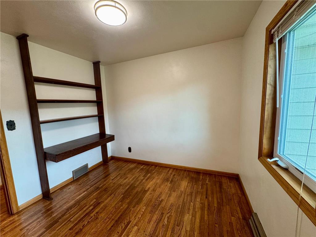 1706 Irvine Avenue NW Bemidji MN 56601 7100007 image9