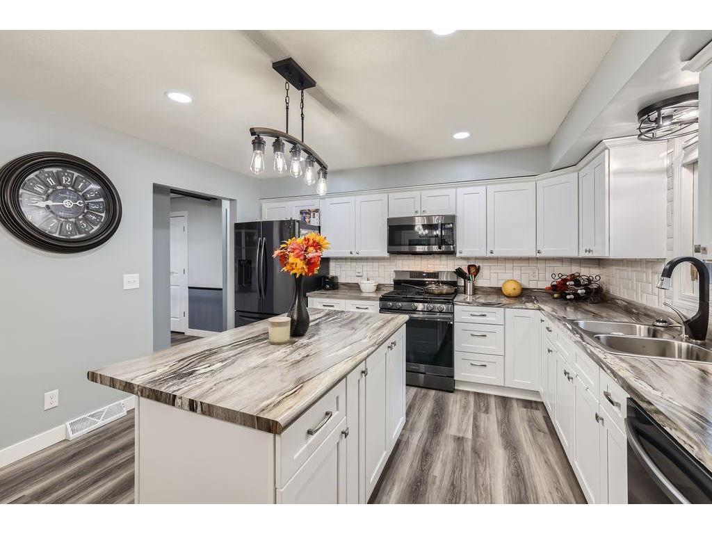 17060 3rd Street NE Ham Lake MN 55304 6603470 image1