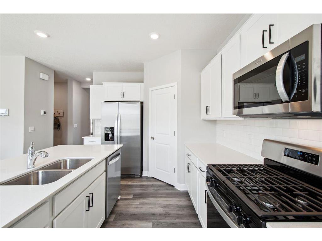 17065 Draper Way Lakeville MN 55044 7046097 image3