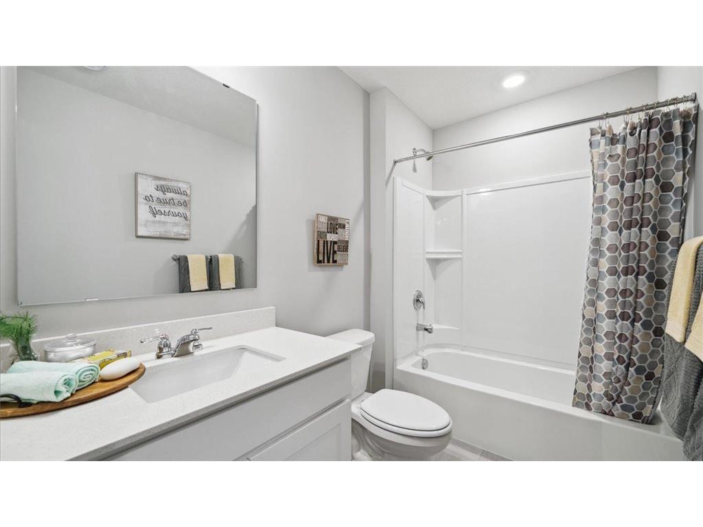 17066 Draper Way Lakeville MN 55044 6825175 image27