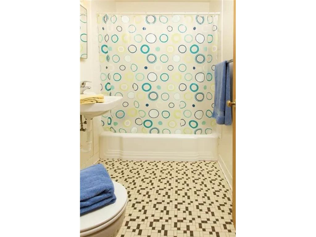 1707 & 1715 Thomas Avenue Saint Paul MN 55104 6801773 image15