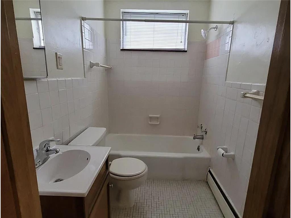 1707 & 1715 Thomas Avenue Saint Paul MN 55104 6801773 image24