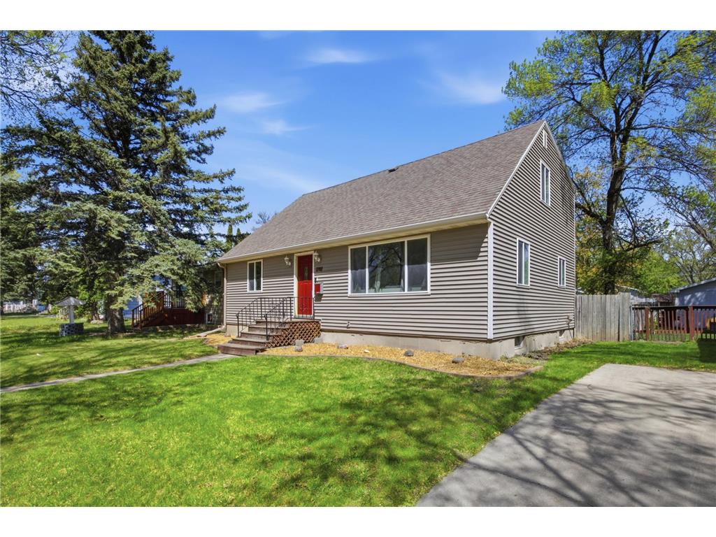 1707 6th Avenue S Fargo ND 58103 7076028 image1