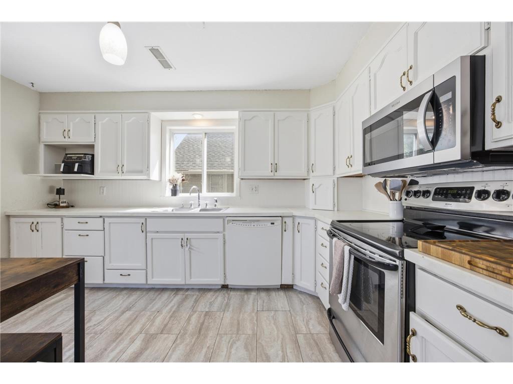 1707 6th Avenue S Fargo ND 58103 7076028 image9