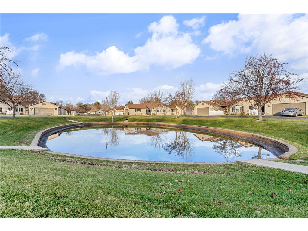 1707 Carriage Home Drive #23 Austin MN 55912 7097749 image1