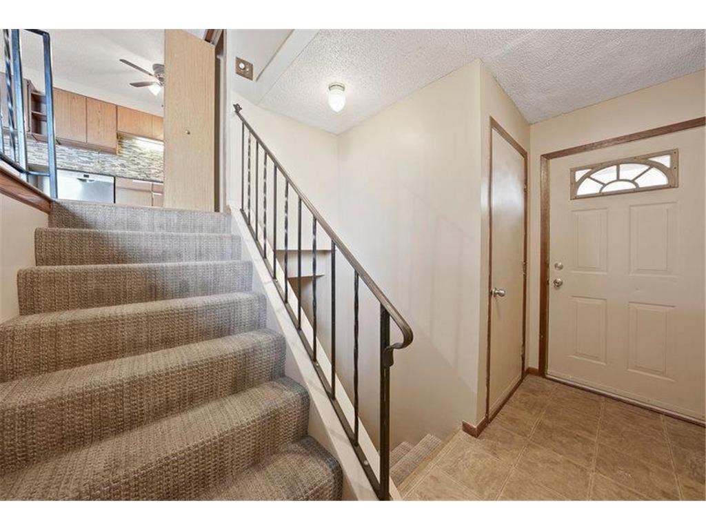 1707 Hallmark Avenue N Oakdale MN 55128 6819904 image2