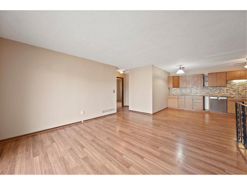 1707 Hallmark Avenue N Oakdale MN 55128 6819904 image9