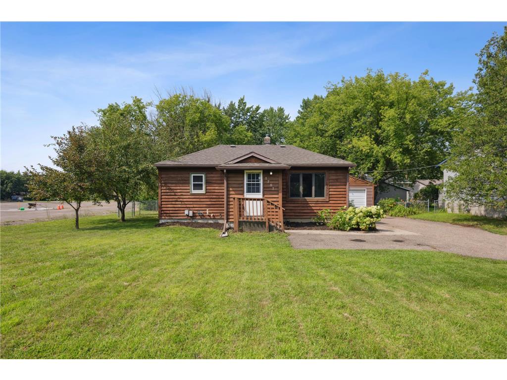 1707 Highway 96 E White Bear Lake MN 55110 6578028 image1