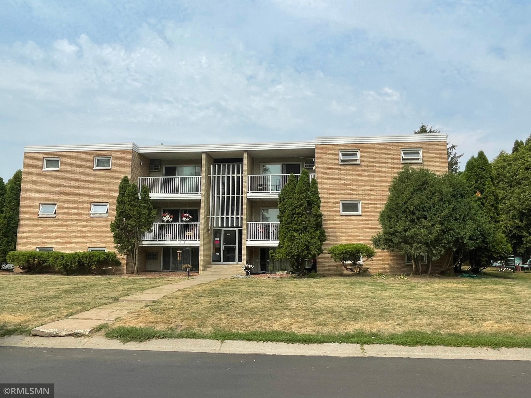 1707 Lindig Street, Falcon Heights, MN, 55113 MLS 6029419 Edina Realty