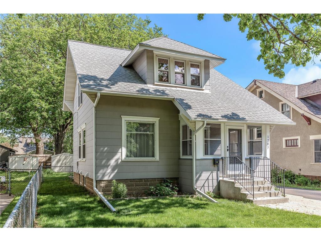 1707 Minnehaha Avenue W Saint Paul MN 55104 6535996 image1