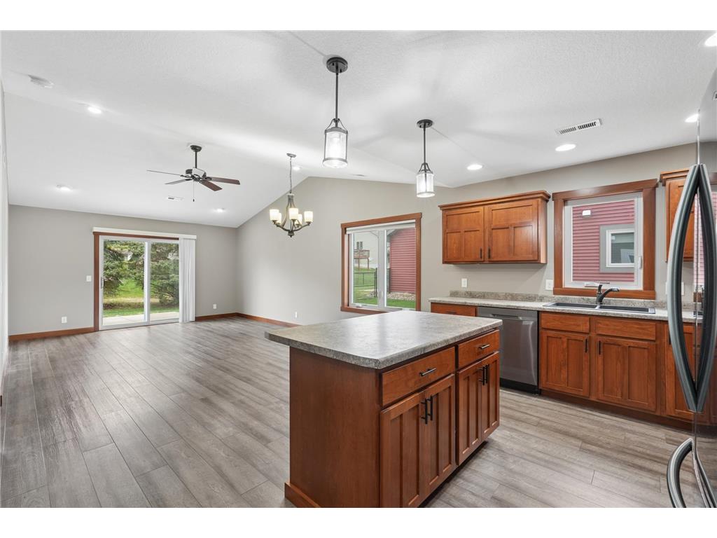 1707 Squirrel Way New Richmond WI 54017 7040287 image3