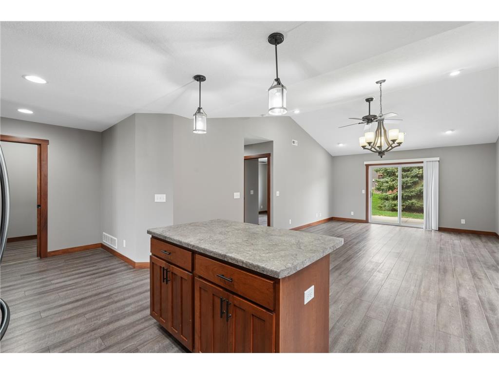 1707 Squirrel Way New Richmond WI 54017 7040287 image4