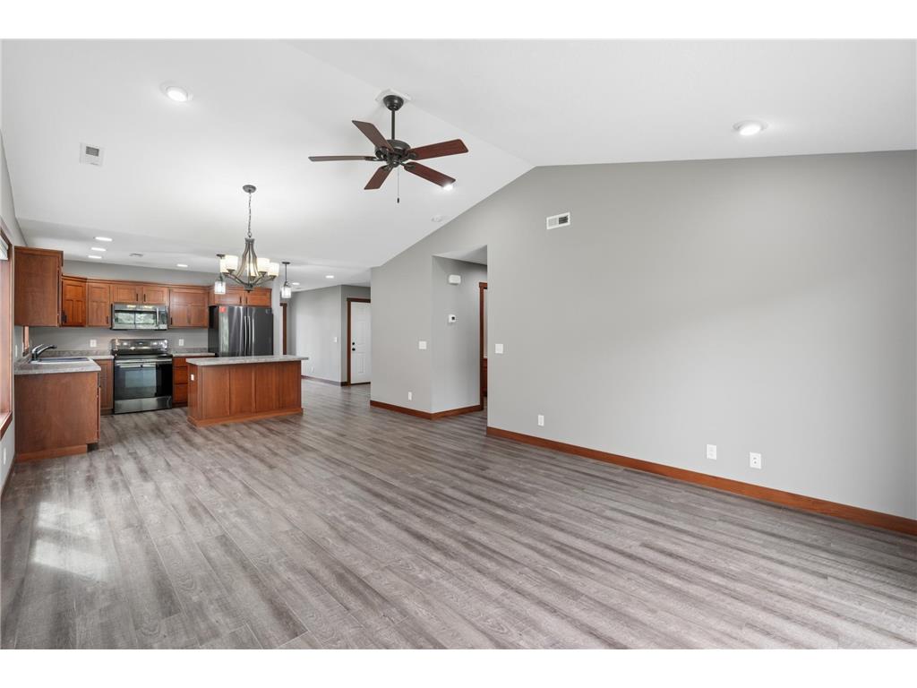 1707 Squirrel Way New Richmond WI 54017 7040287 image6