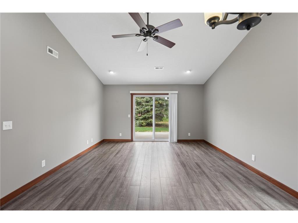 1707 Squirrel Way New Richmond WI 54017 7040287 image8