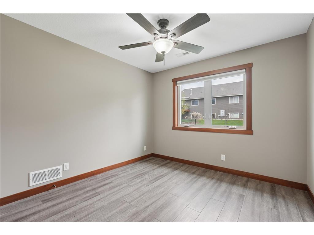 1707 Squirrel Way New Richmond WI 54017 7040287 image9
