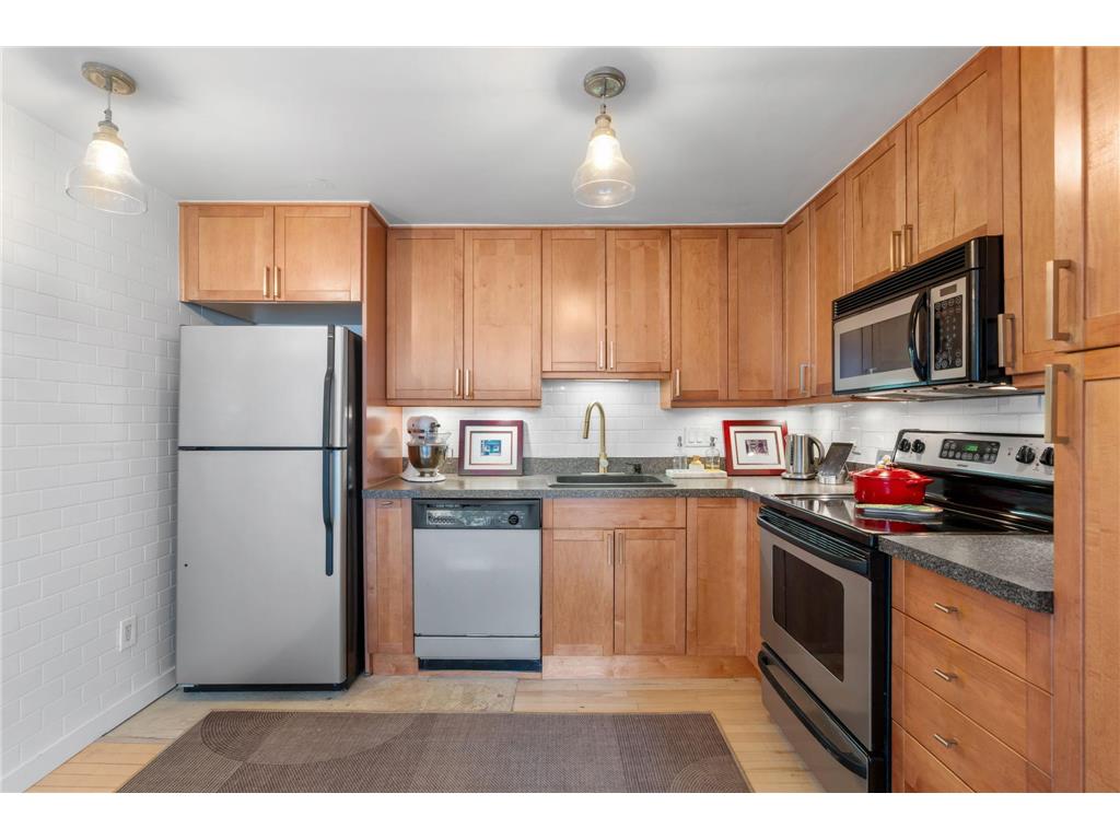 1707 Stevens Avenue #B3 Minneapolis MN 55403 7063645 image4
