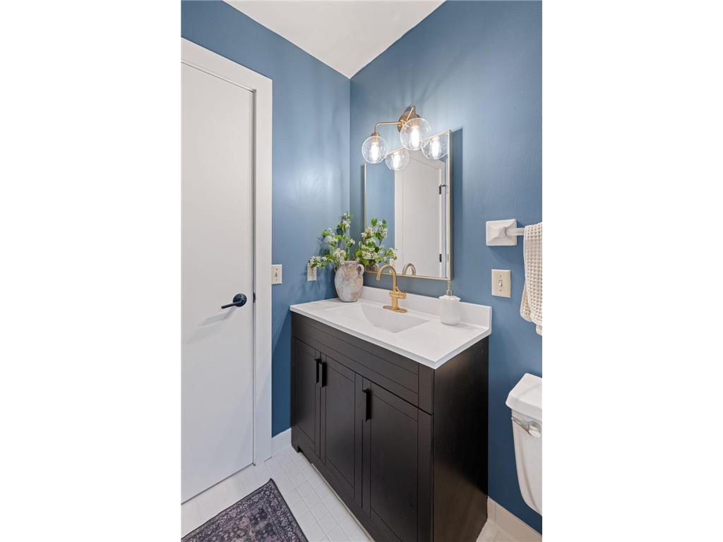 1707 University Avenue NE Minneapolis MN 55413 7064300 image17