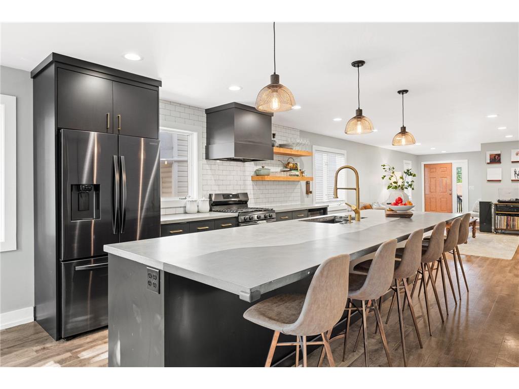 1707 University Avenue NE Minneapolis MN 55413 7064300 image3