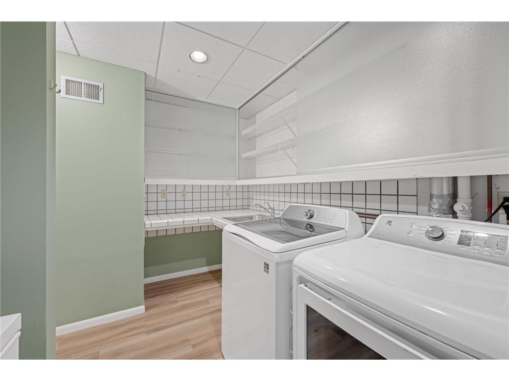 1707 University Avenue NE Minneapolis MN 55413 7064300 image37