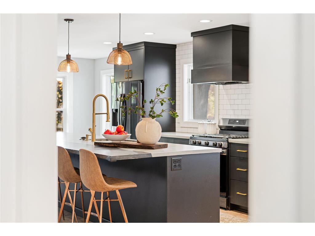 1707 University Avenue NE Minneapolis MN 55413 7064300 image7