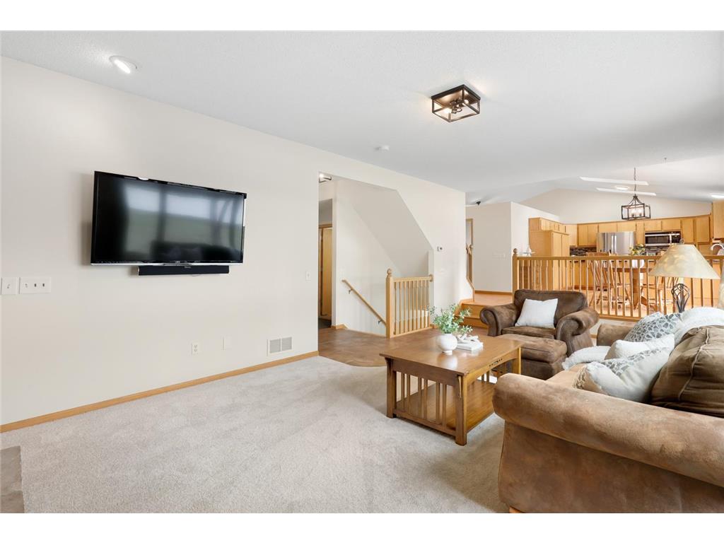 17079 Isleton Avenue Lakeville MN 55044 7063681 image14
