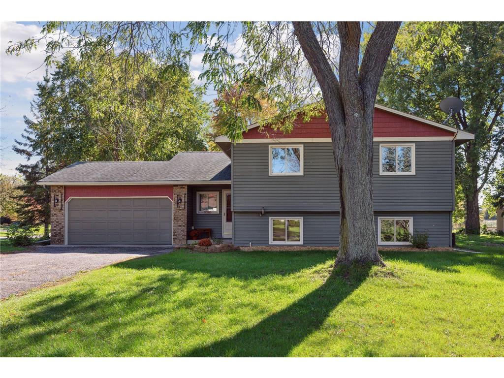1708 Center Street Centerville MN 55038 6435766 image1