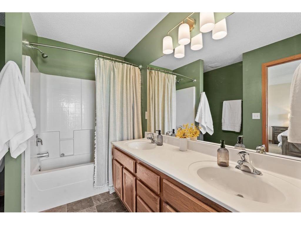 1708 Countryside Drive Shakopee MN 55379 7069824 image22