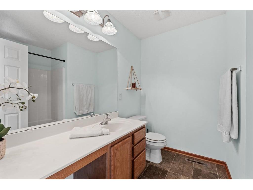 1708 Countryside Drive Shakopee MN 55379 7069824 image26