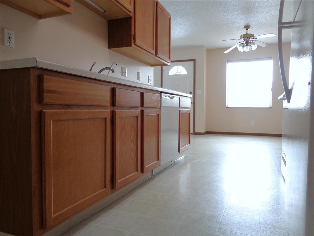 1708 E Lincoln Avenue #6 Montevideo MN 56265 7001149 image4