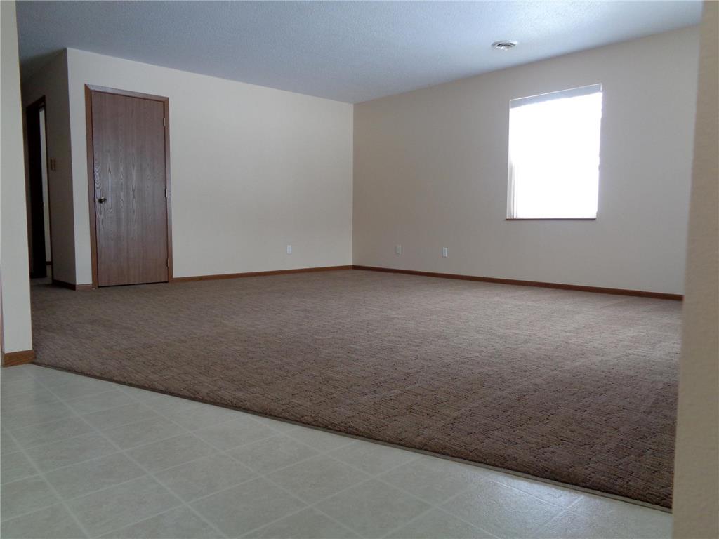 1708 E Lincoln Avenue #6 Montevideo MN 56265 7001149 image9