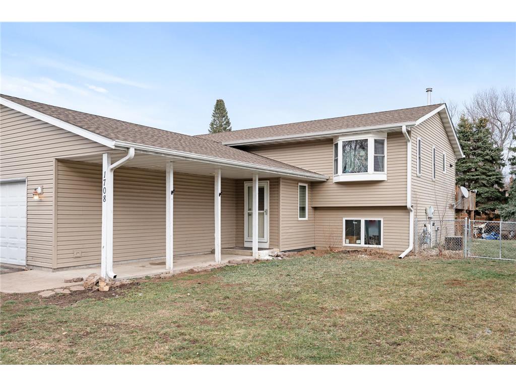 1708 Hagen Drive N Maplewood MN 55109 6505965 image1